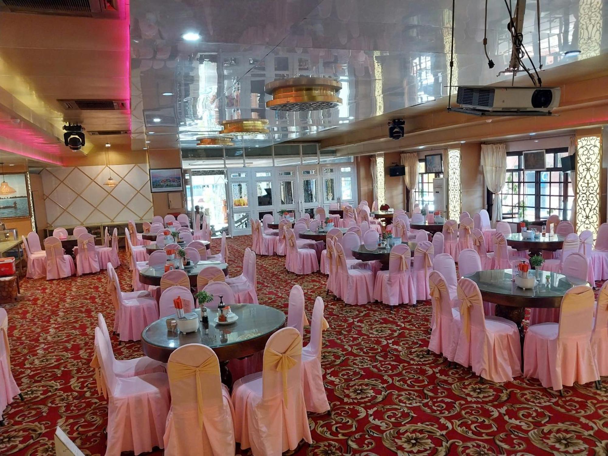 Nhat Quy Hotel Tây Ninh Exterior foto